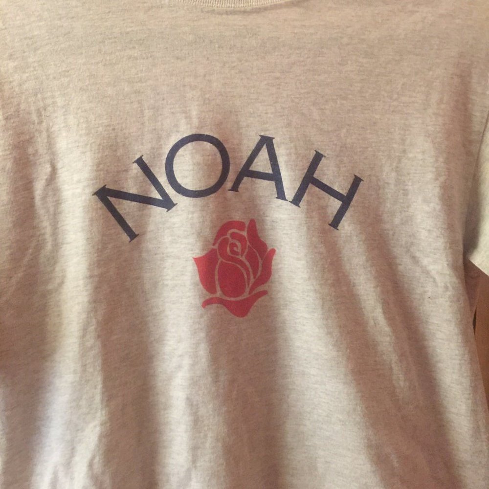 Noah Rose Logo Tee - Picture 2 of 3